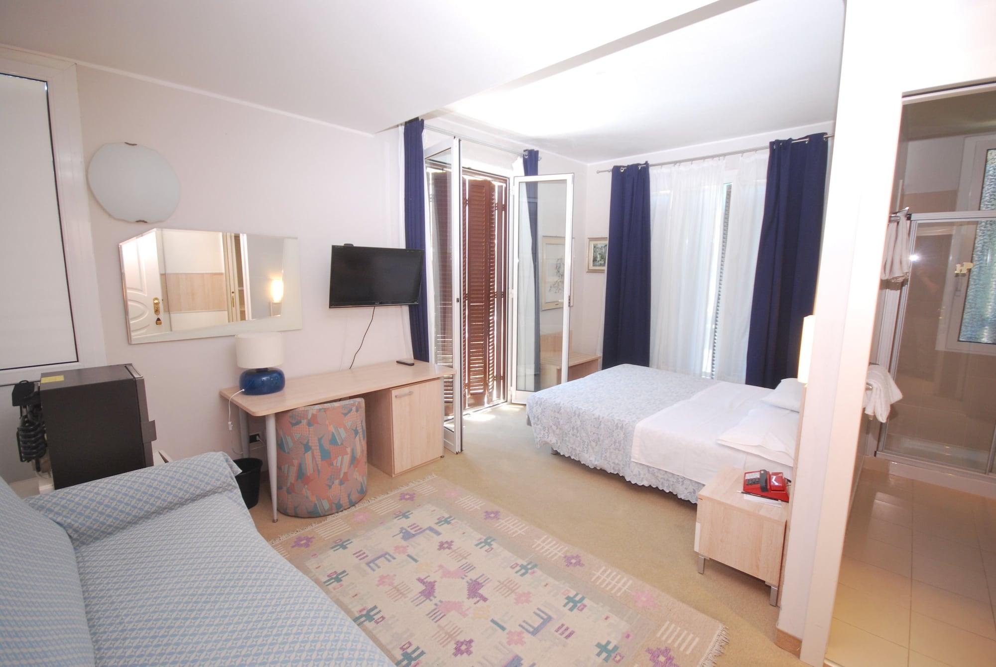 Hotel Paco П'єтра-Лігуре Екстер'єр фото